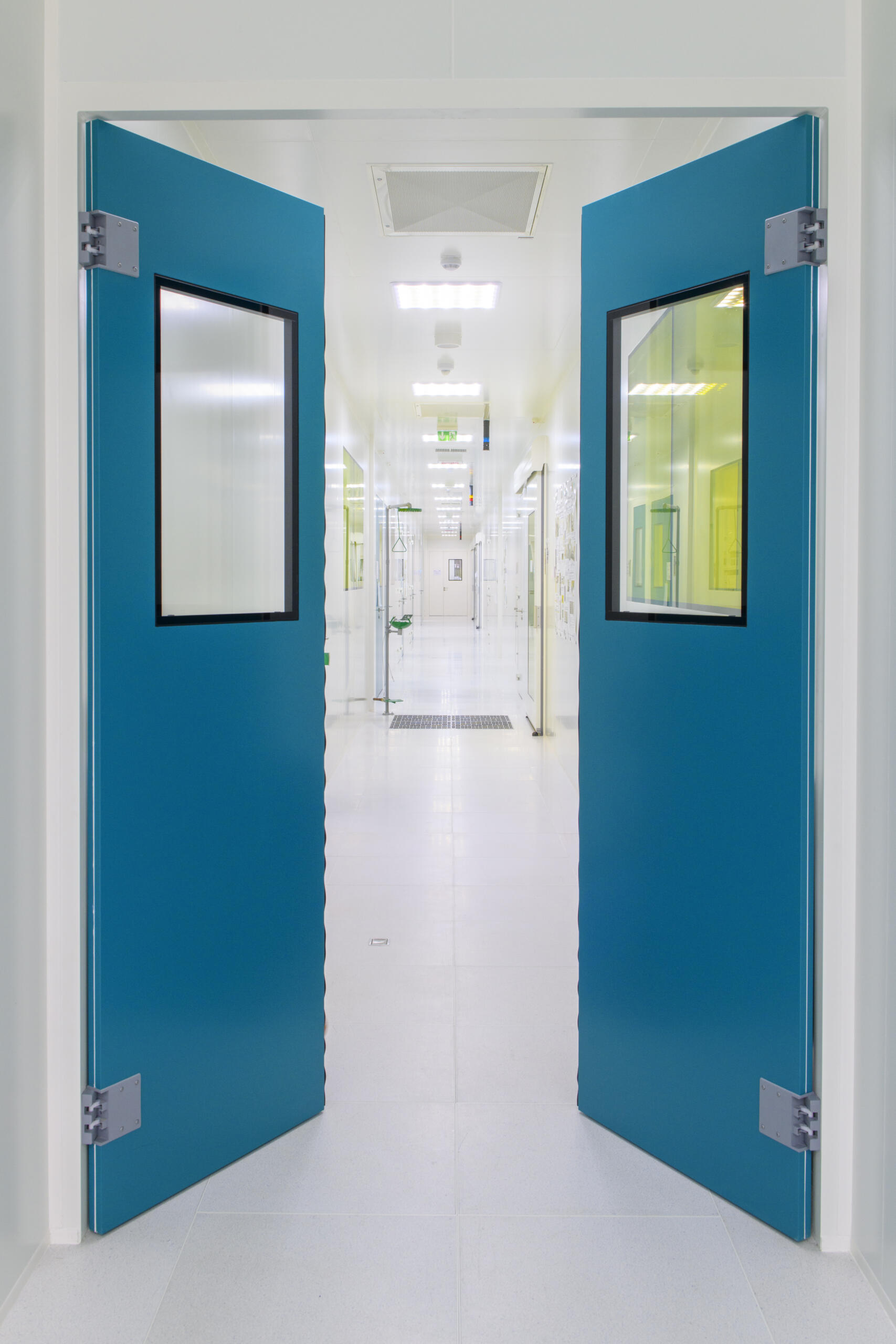 Porte bi-bloc pour salles propres en système bi-bloc Dagard